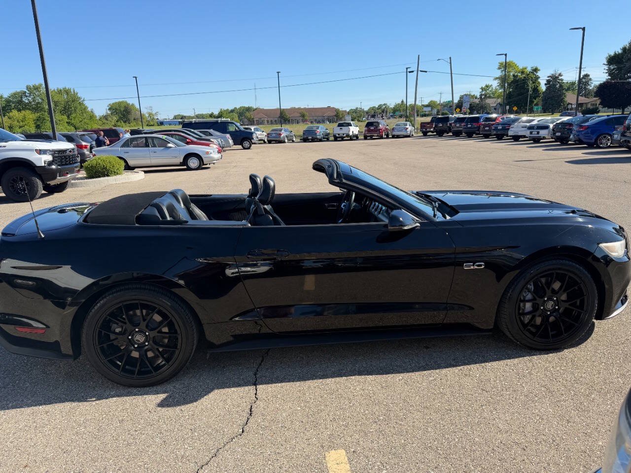 Used 2015 Ford Mustang GT Premium w/ Equipment Group 401A RWD image 6