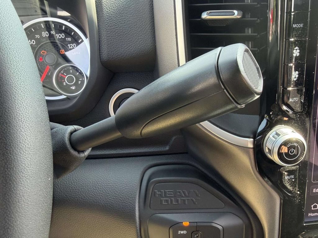 New 2026 RAM 2500 Big Horn AWD/4WD image 19