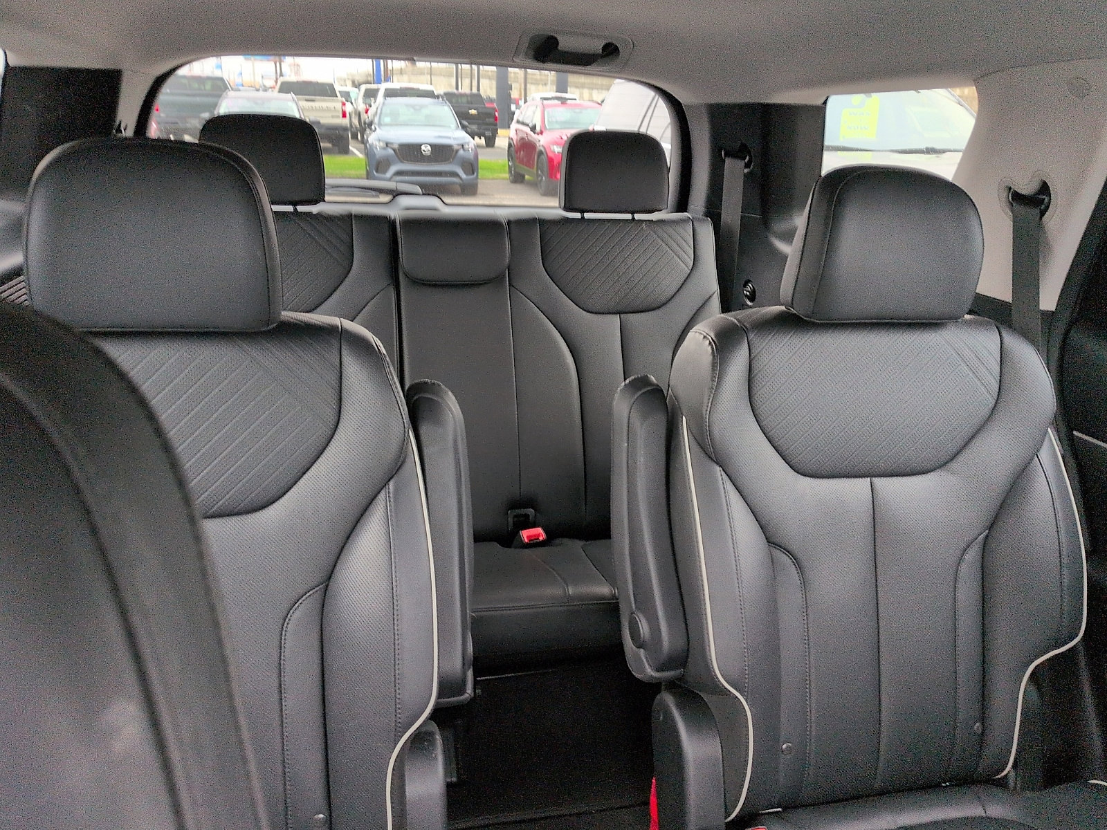 Used 2024 Hyundai Palisade SEL image 8