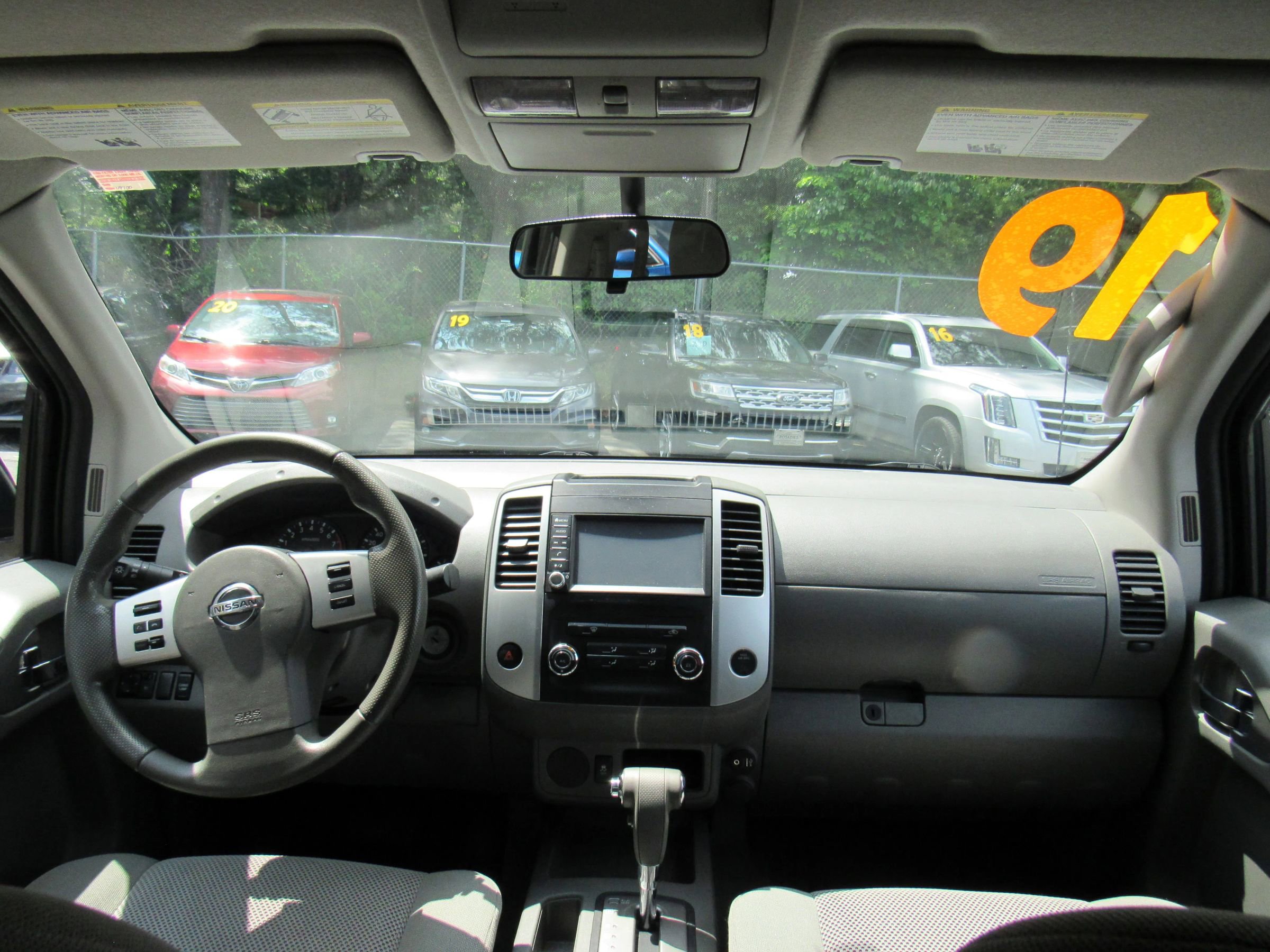 Used 2019 Nissan Frontier SV RWD image 15