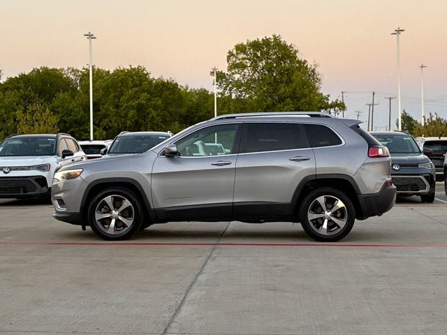 Used 2020 Jeep Cherokee Limited FWD image 3