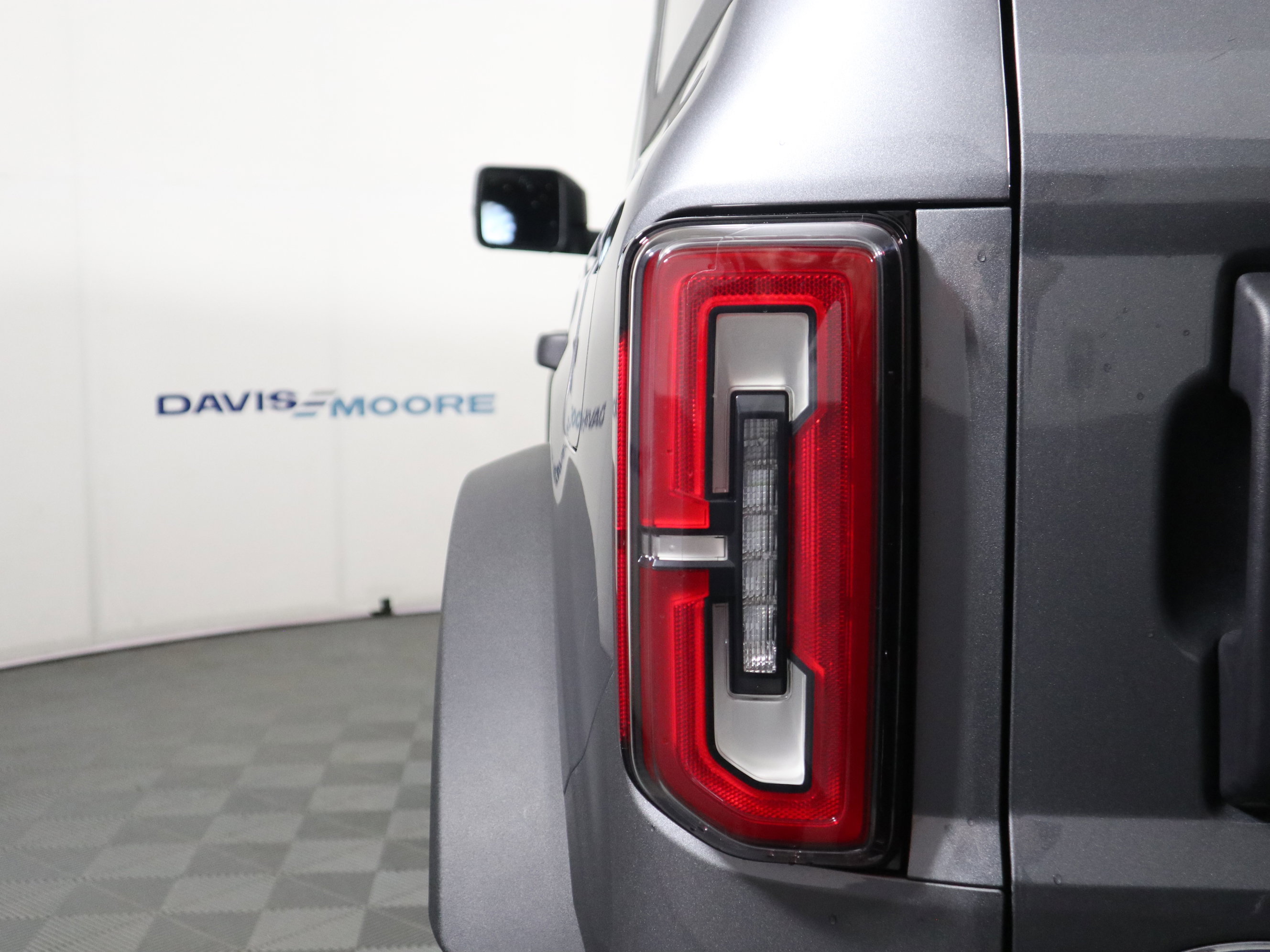 Used 2023 Ford Bronco Badlands image 10