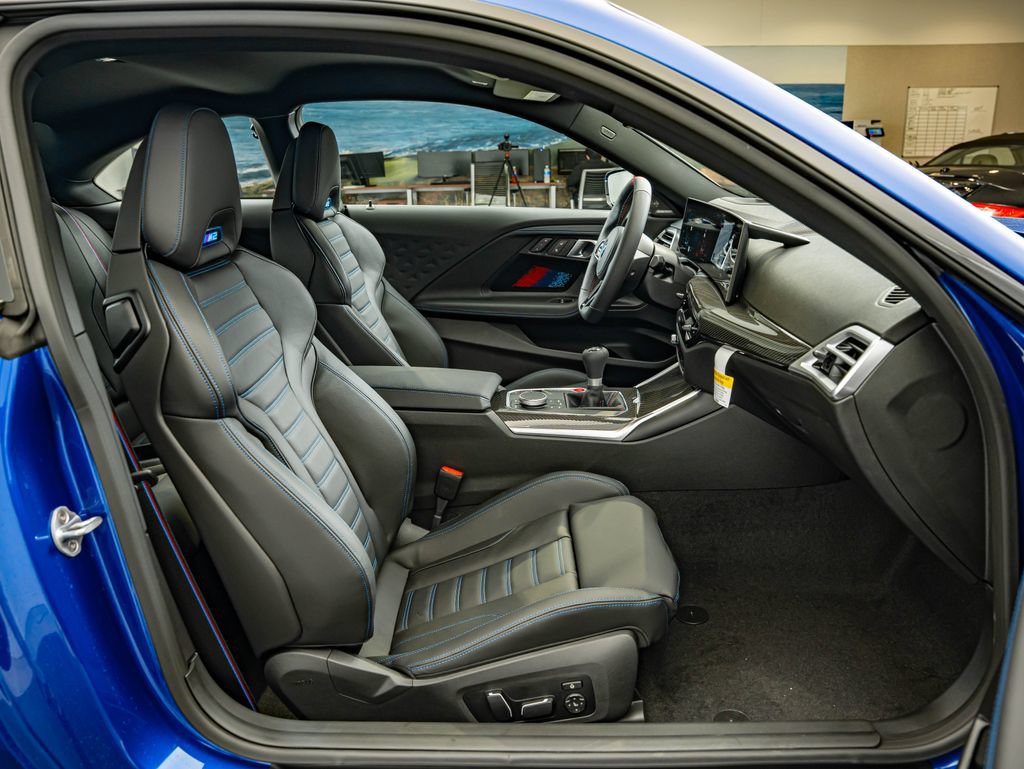 New 2026 BMW M2 w/ Lighting Package RWD image 41