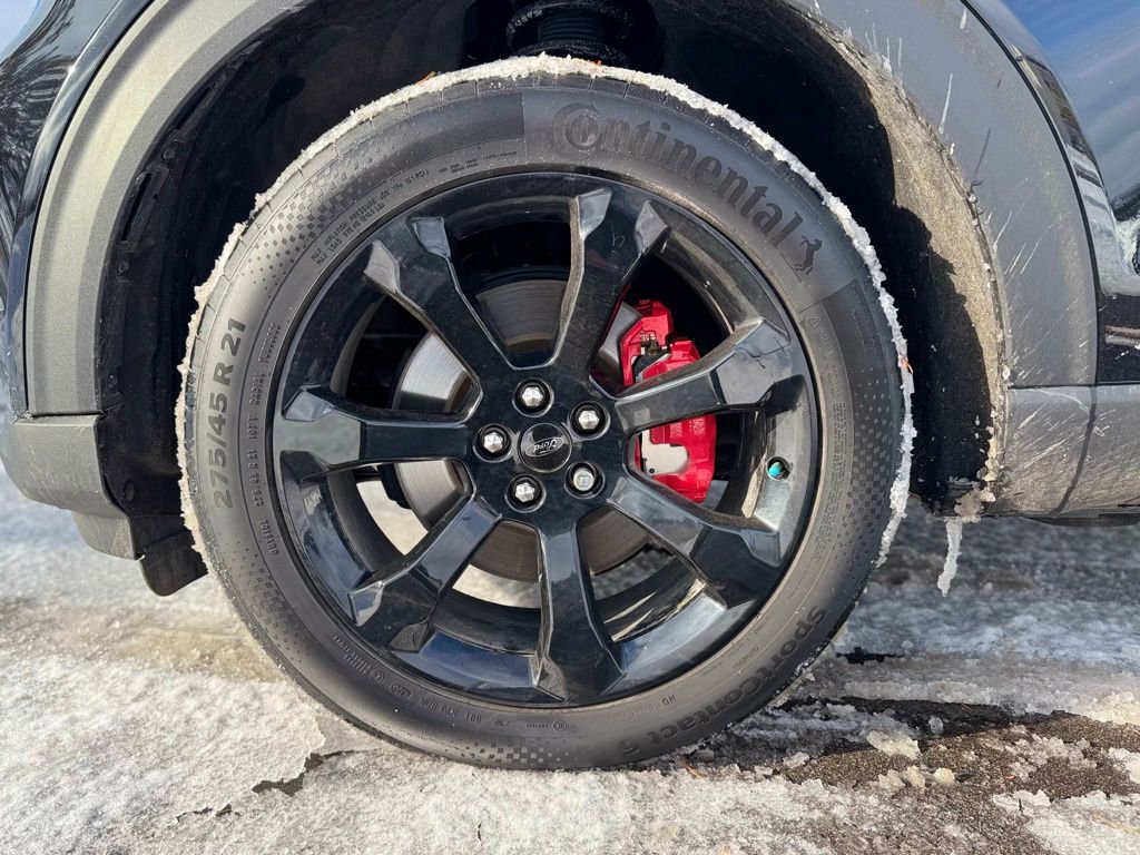 Used 2024 Ford Explorer ST w/ Technology Package image 11