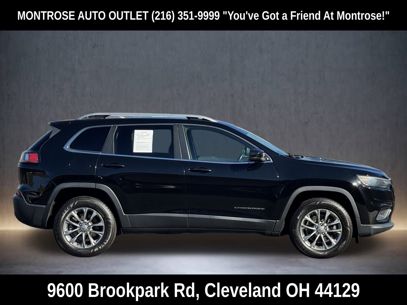 Used 2019 Jeep Cherokee Latitude Plus w/ Comfort/Convenience Group image 8
