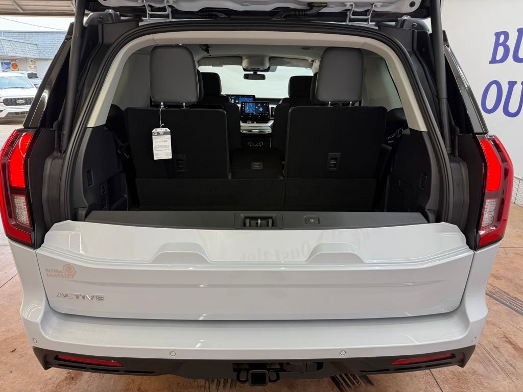 New 2026 Ford Expedition Active image 21