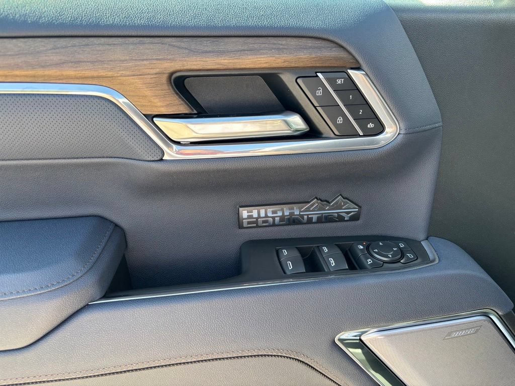 Used 2026 Chevrolet Silverado 1500 High Country AWD/4WD image 11