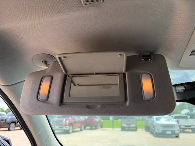 Used 2016 Chevrolet Traverse LTZ AWD/4WD image 34