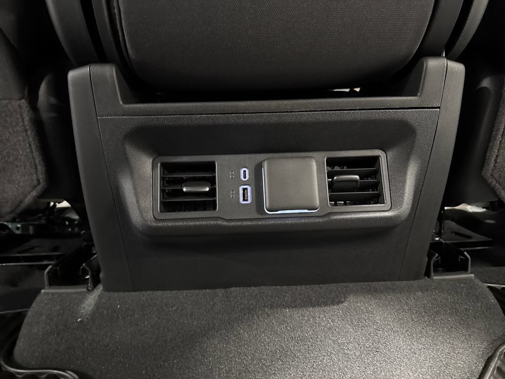 New 2026 Chevrolet Silverado 1500 LT AWD/4WD image 42