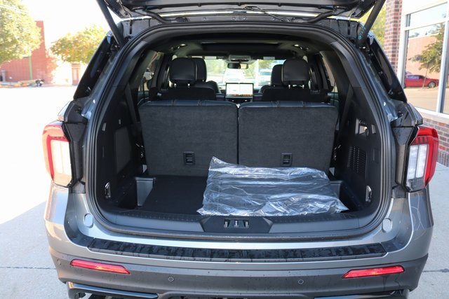 New 2025 Ford Explorer ST image 17