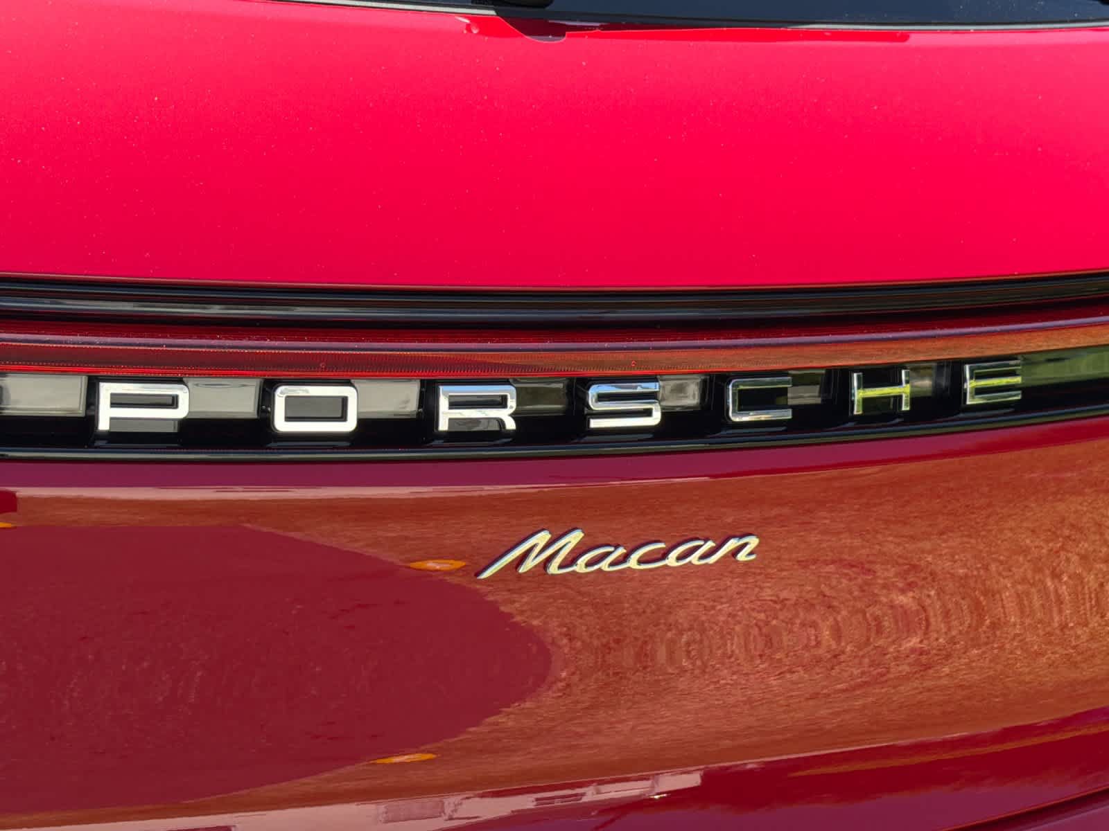 New 2026 Porsche Macan AWD/4WD image 32