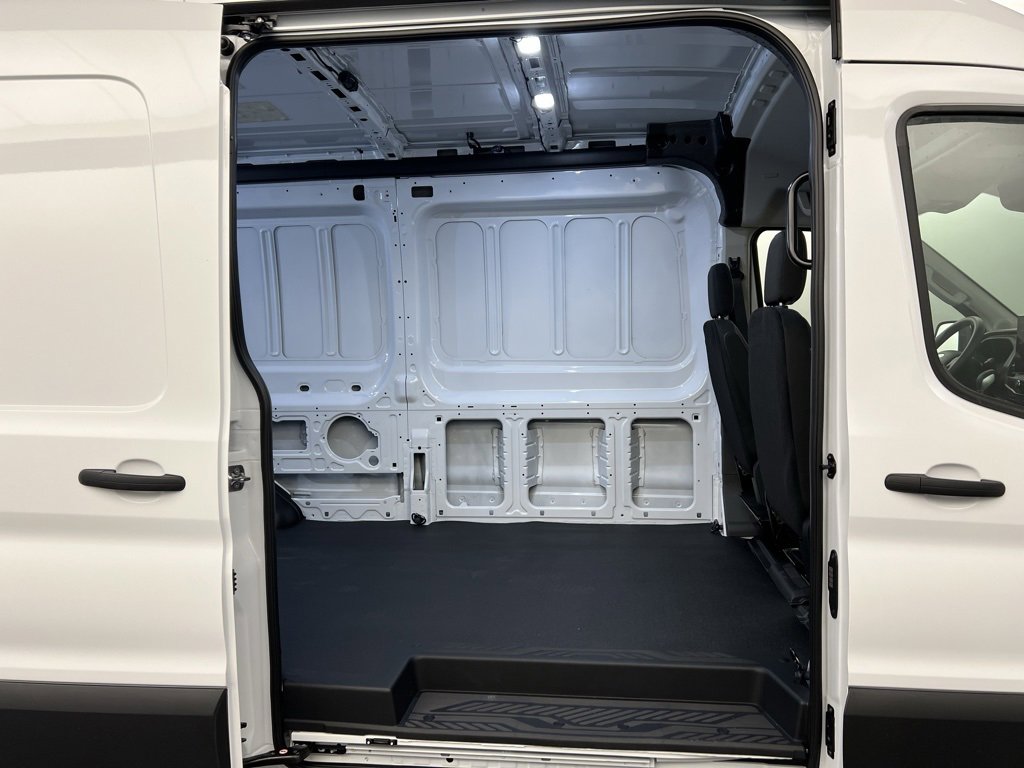 New 2026 Ford Transit 250 Base image 28