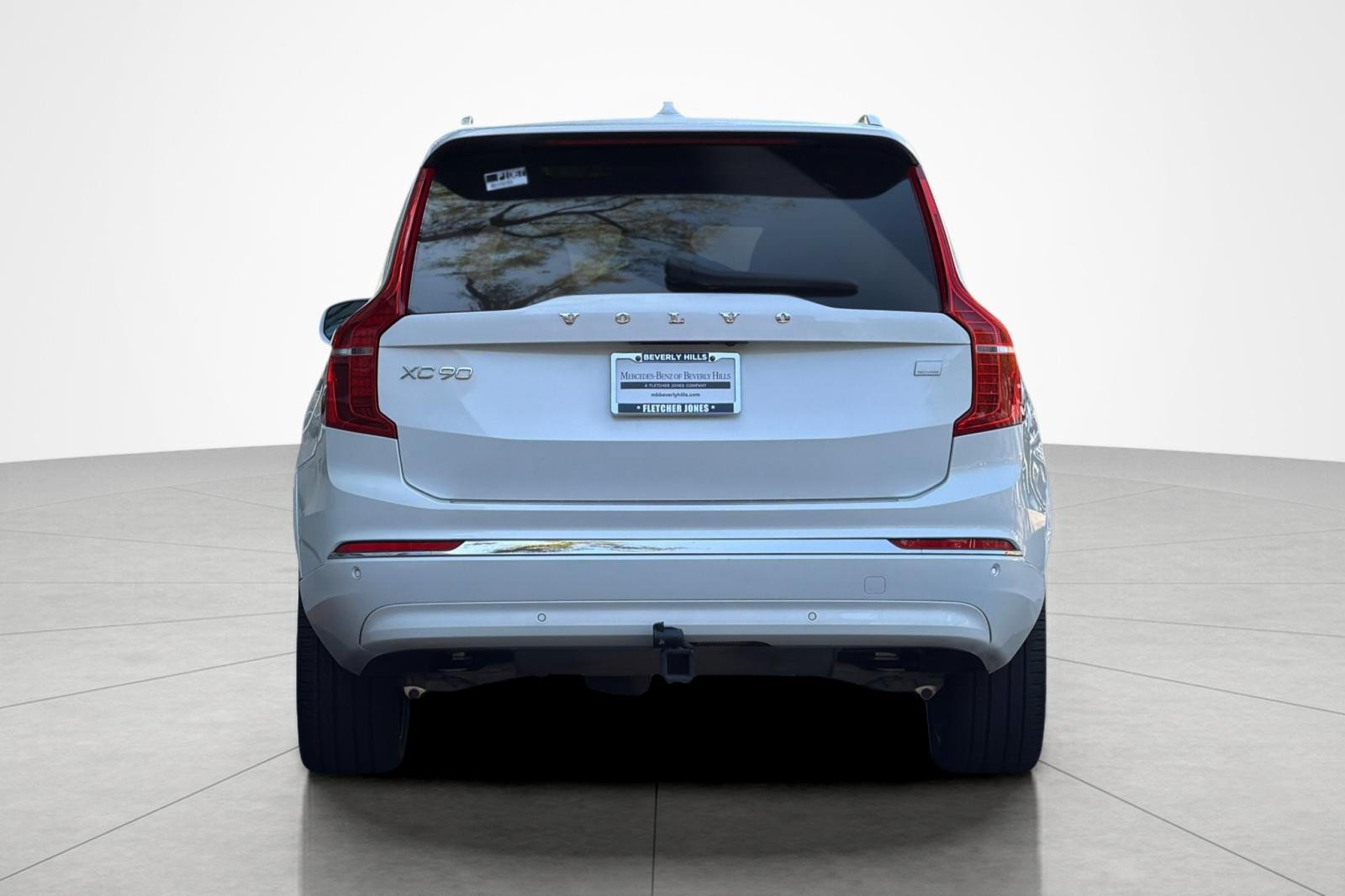 Used 2024 Volvo XC90 T8 Plus w/ Protection Package Premier AWD/4WD image 4