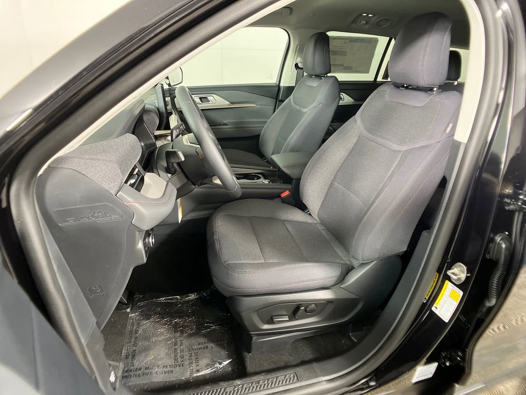 New 2026 Ford Explorer Active image 29