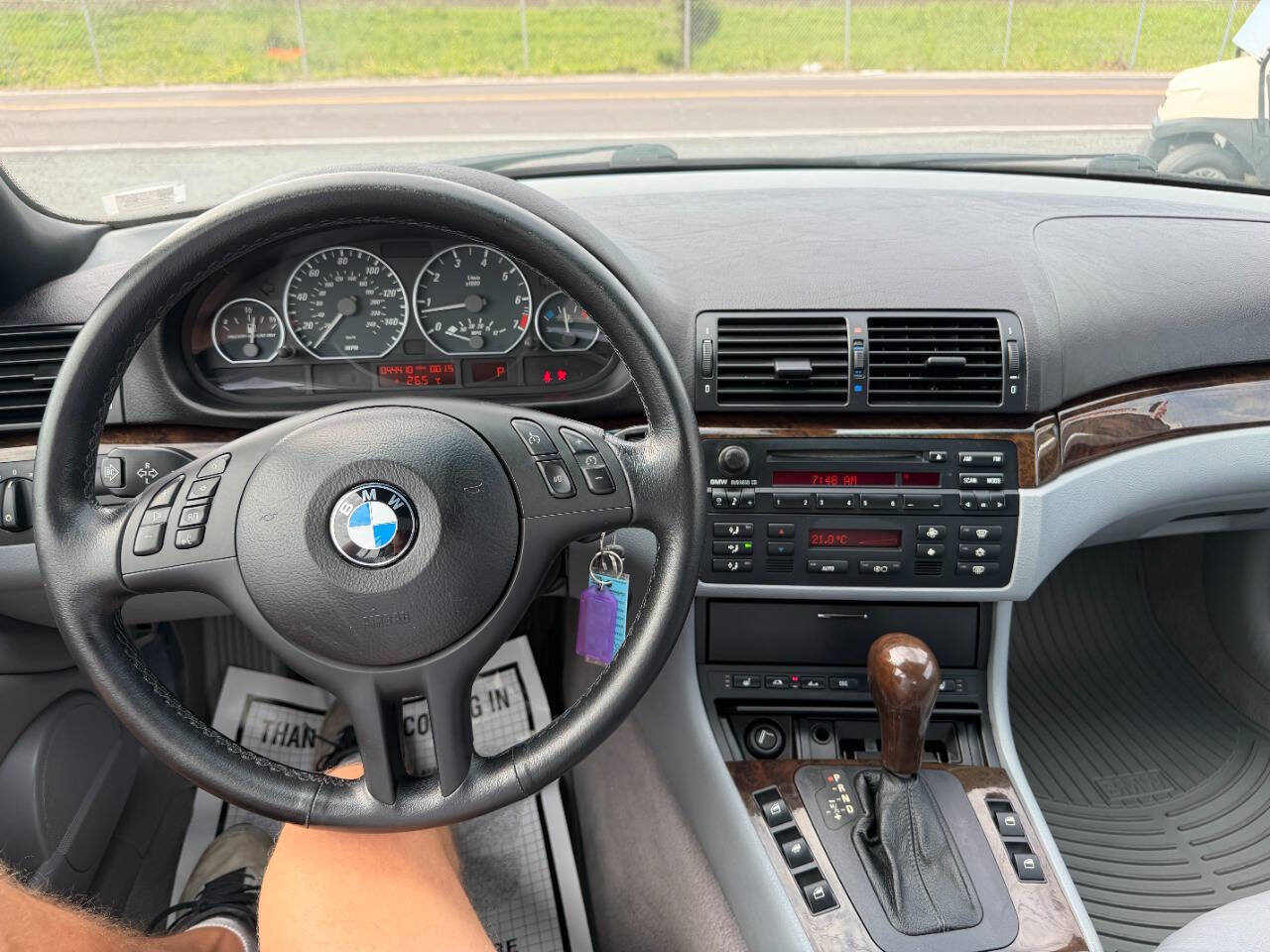 Used 2004 BMW 330Ci Convertible RWD image 14