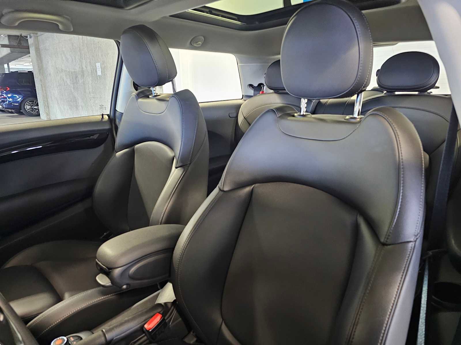 Used 2016 MINI Cooper S image 27