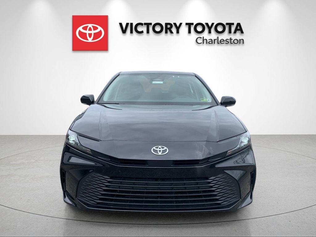 Used 2025 Toyota Camry LE w/ Convenience Package FWD image 8