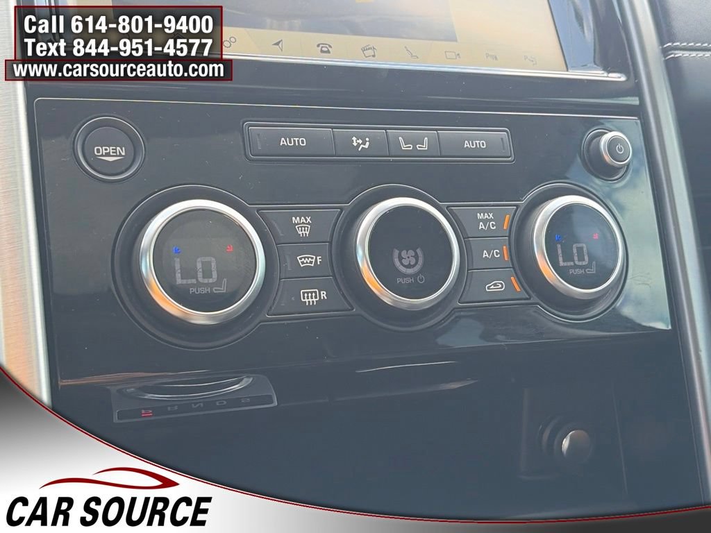 Used 2017 Land Rover Discovery First Edition AWD/4WD image 25
