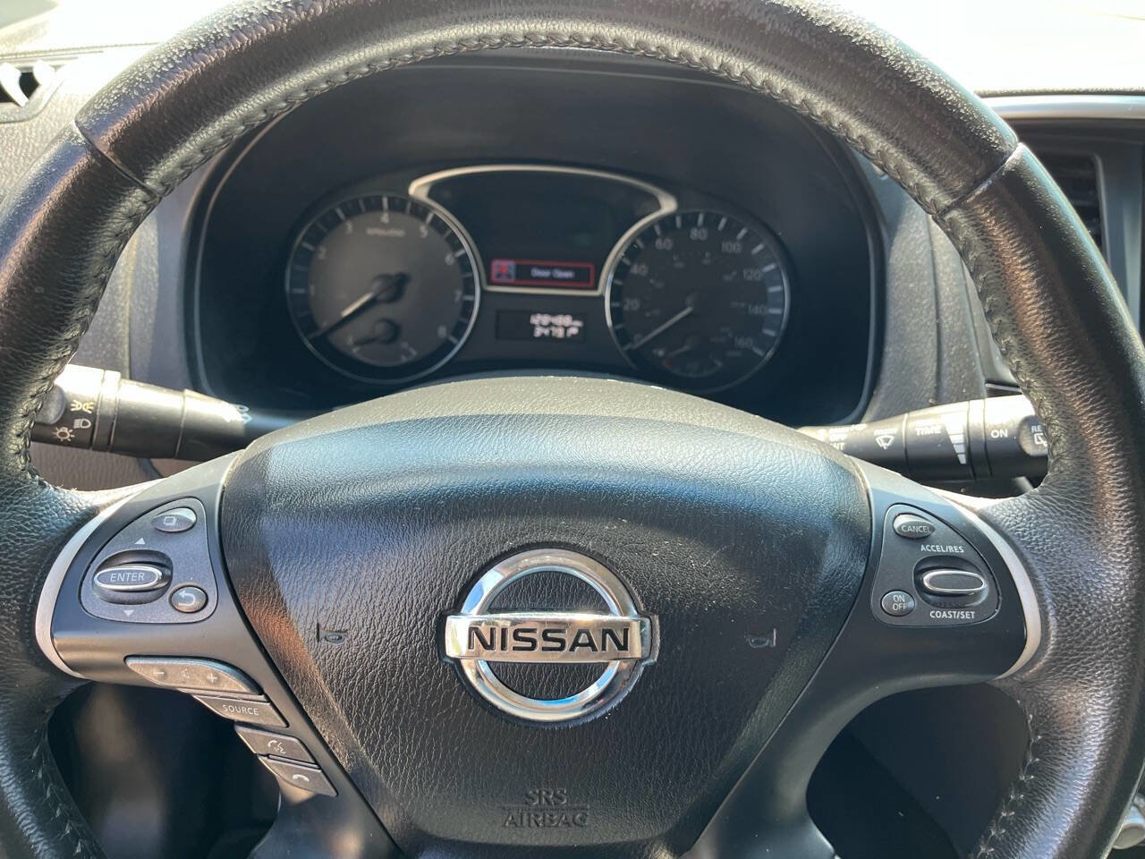 Used 2013 Nissan Pathfinder SV w/ Cargo Pkg image 27