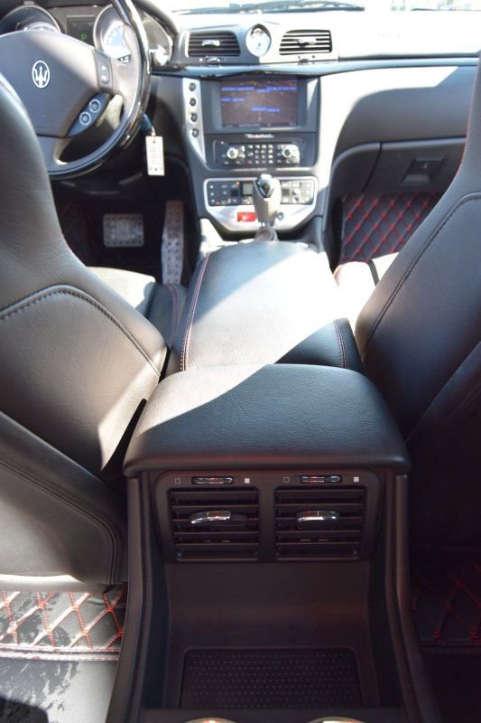 Used 2016 Maserati GranTurismo MC image 33