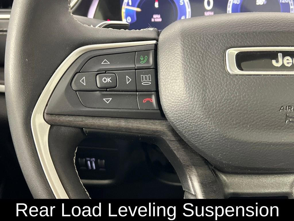 Used 2023 Jeep Grand Cherokee L Limited w/ Black Appearance Package image 8