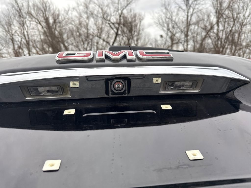 Used 2022 GMC Terrain SLT image 16