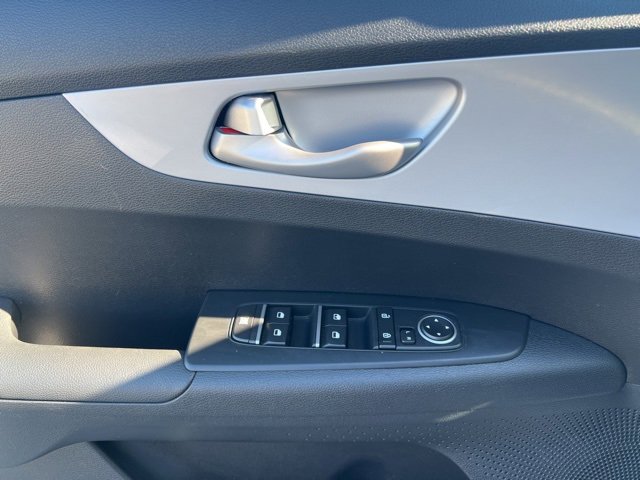 Used 2024 Kia Forte LXS image 17