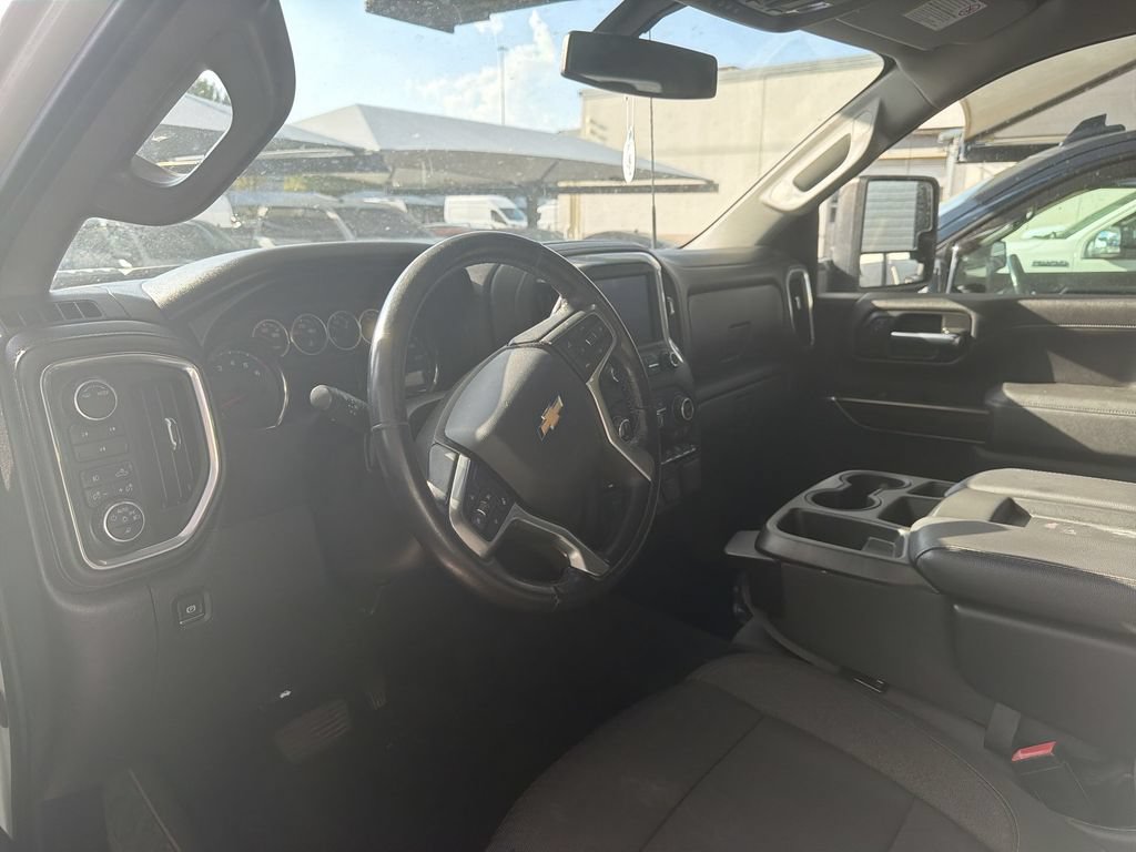 Used 2020 Chevrolet Silverado 2500 LT w/ Texas Edition AWD/4WD image 7