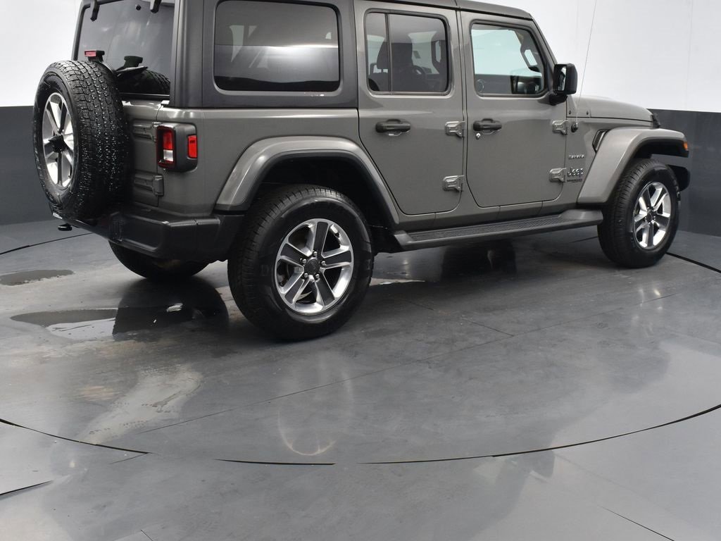 Used 2021 Jeep Wrangler Unlimited Sahara image 4