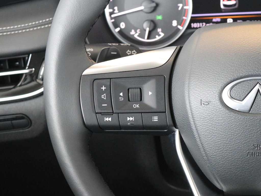 Used 2025 INFINITI QX60 Pure w/ Cargo Package AWD/4WD image 12
