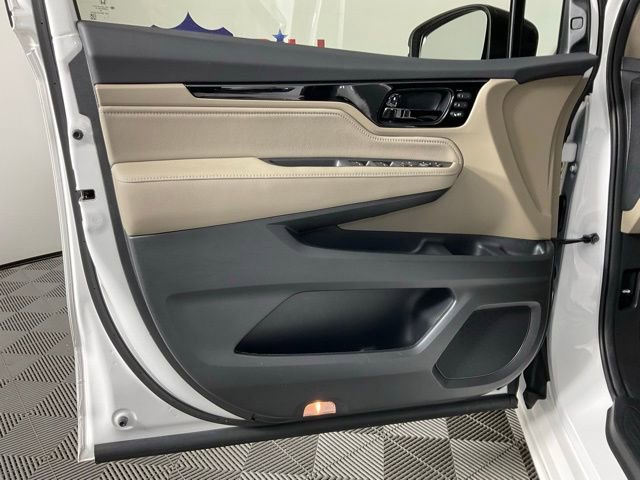 Used 2024 Honda Odyssey Touring image 12