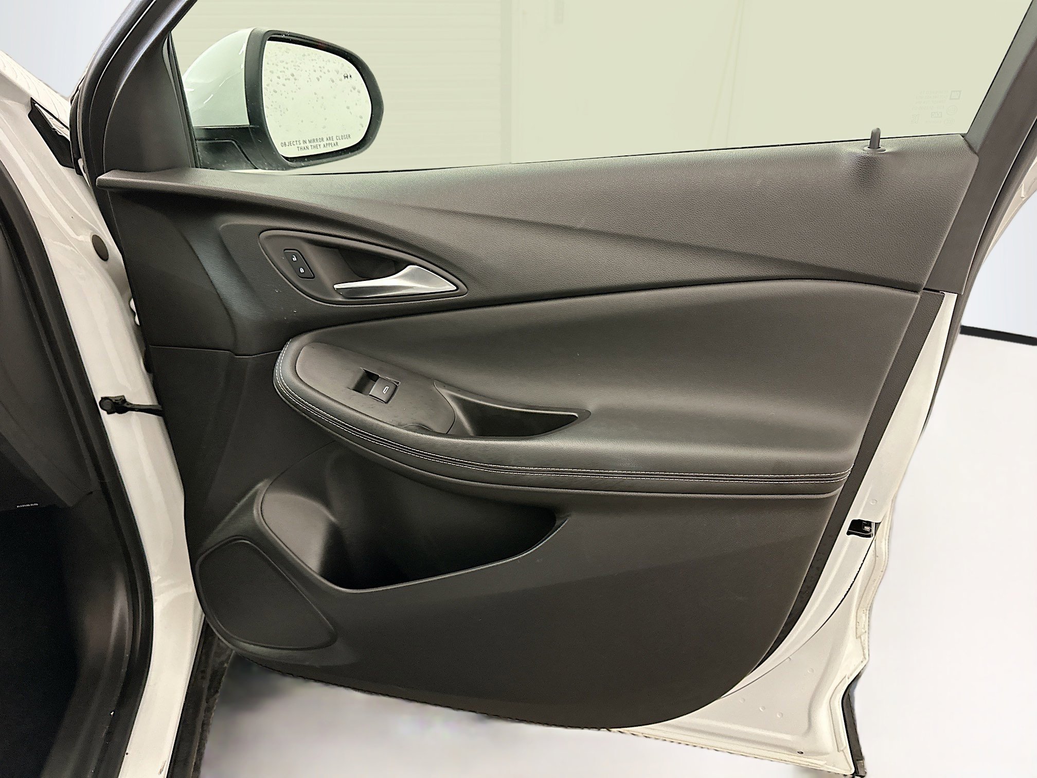 Used 2025 Buick Encore GX Preferred image 33