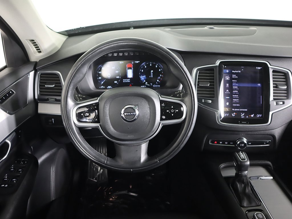 Used 2022 Volvo XC90 T5 Momentum w/ Climate Package image 32