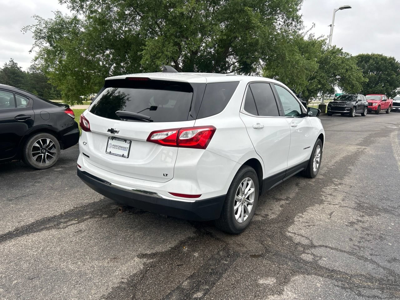 Used 2019 Chevrolet Equinox LT w/ LPO, Blackout Package FWD image 3