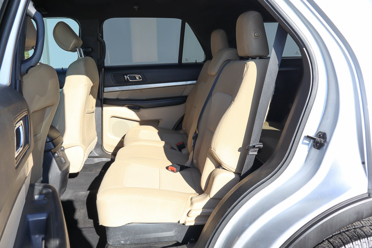 Used 2017 Ford Explorer FWD image 8