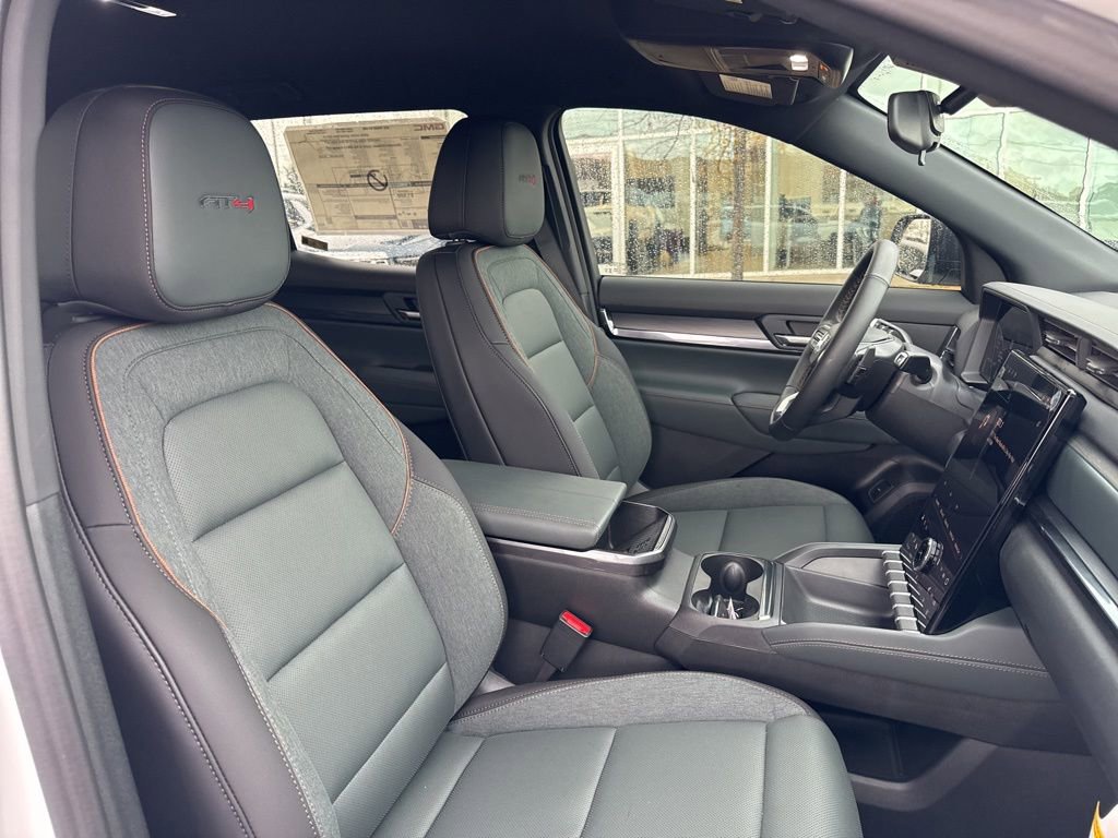 New 2026 GMC Terrain AT4 AWD/4WD image 21