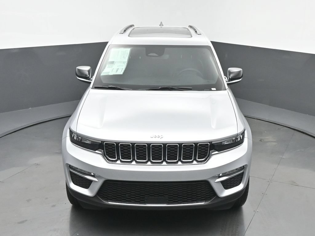 Used 2024 Jeep Grand Cherokee Limited AWD/4WD image 44