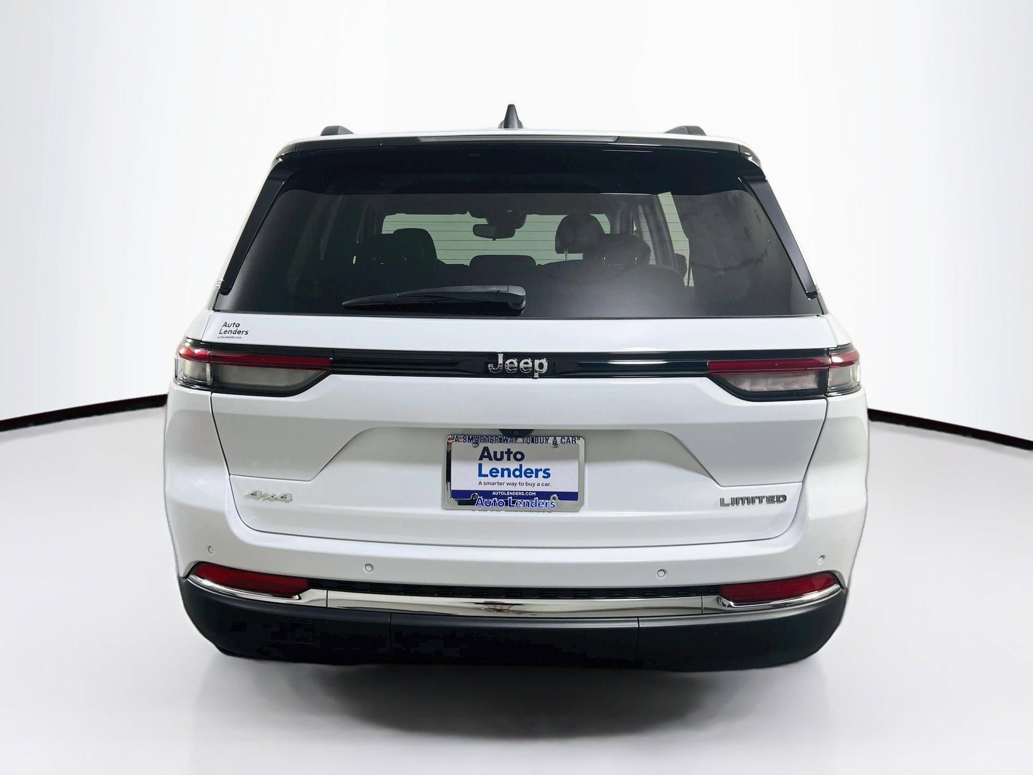 Used 2023 Jeep Grand Cherokee Limited image 6