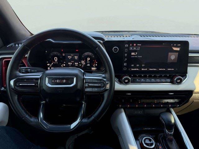 Used 2024 GMC Canyon AT4X AWD/4WD image 27