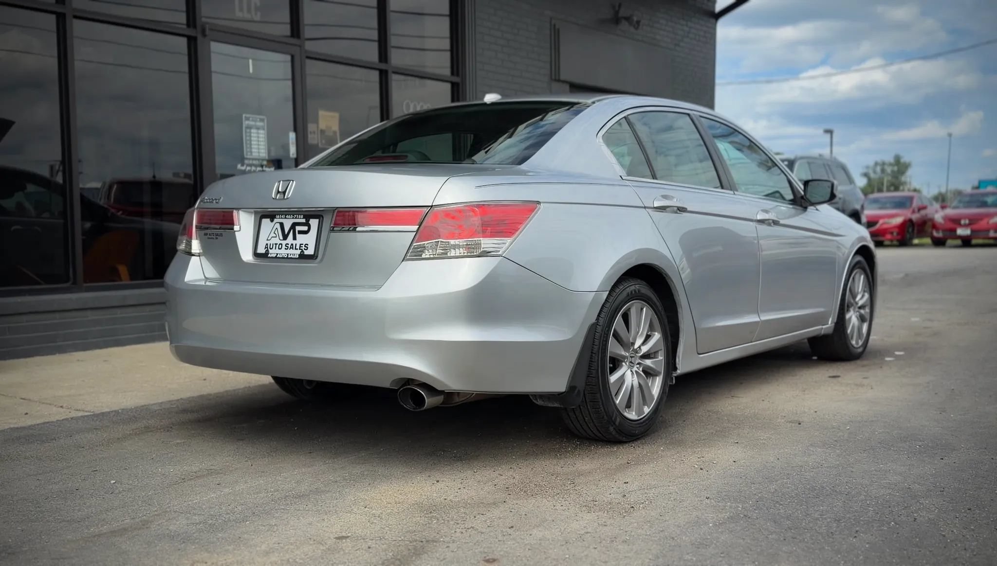 Used 2012 Honda Accord EX-L image 2