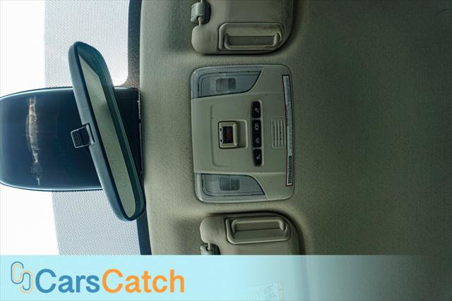 Used 2020 Toyota Corolla LE FWD image 18