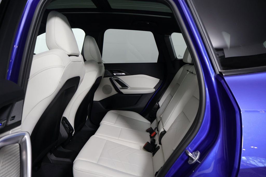 New 2026 BMW X1 xDrive28i AWD/4WD image 6