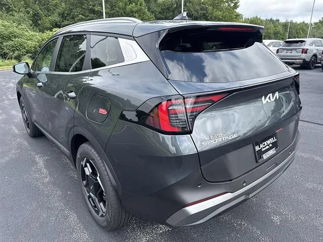 New 2026 Kia Sportage EX AWD/4WD image 4