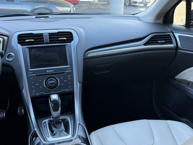 Used 2015 Ford Fusion Titanium AWD/4WD image 21