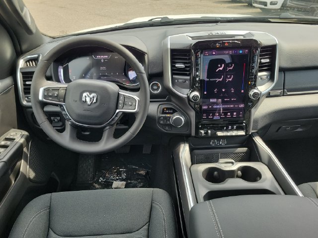 New 2026 RAM 1500 Big Horn AWD/4WD image 11