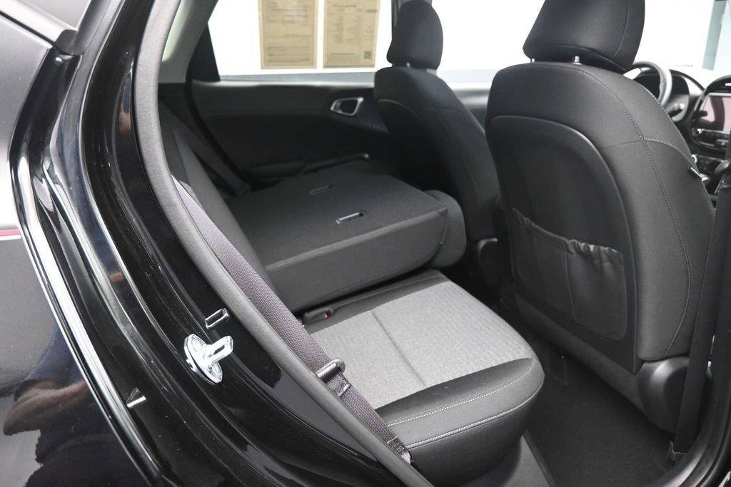 Used 2025 Kia Soul EX FWD image 25