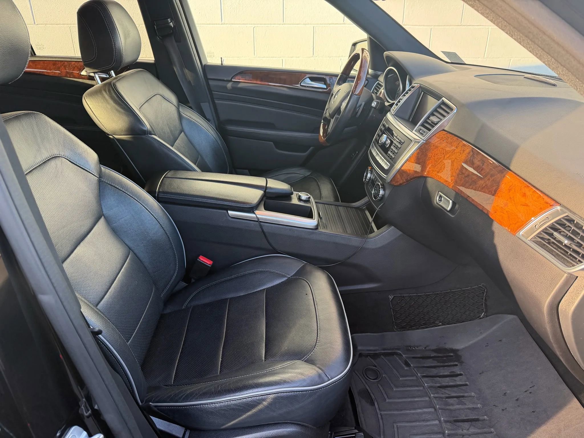 Used 2012 Mercedes-Benz ML 350 BlueTEC 4MATIC image 17