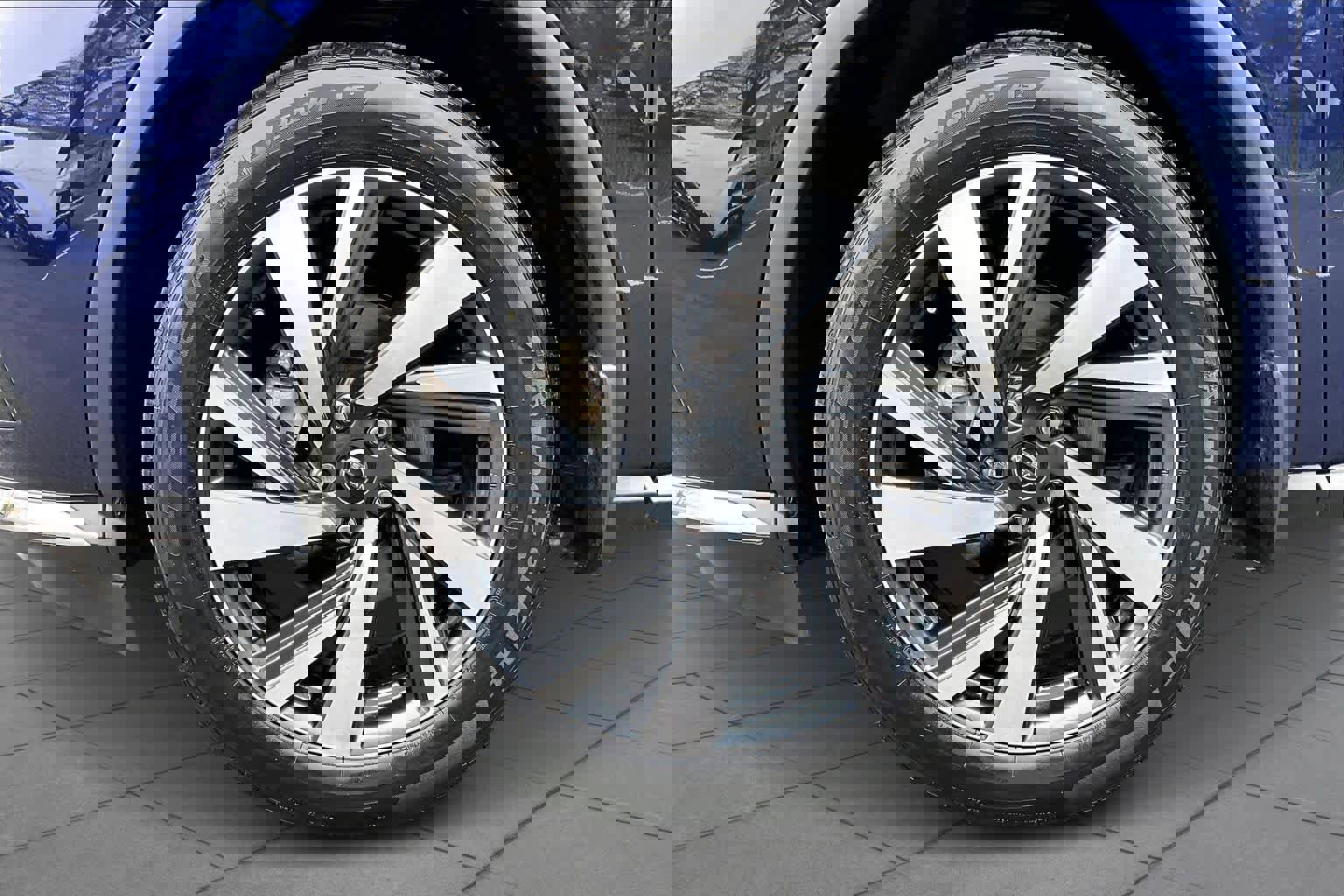 Used 2024 Nissan Murano SL image 11