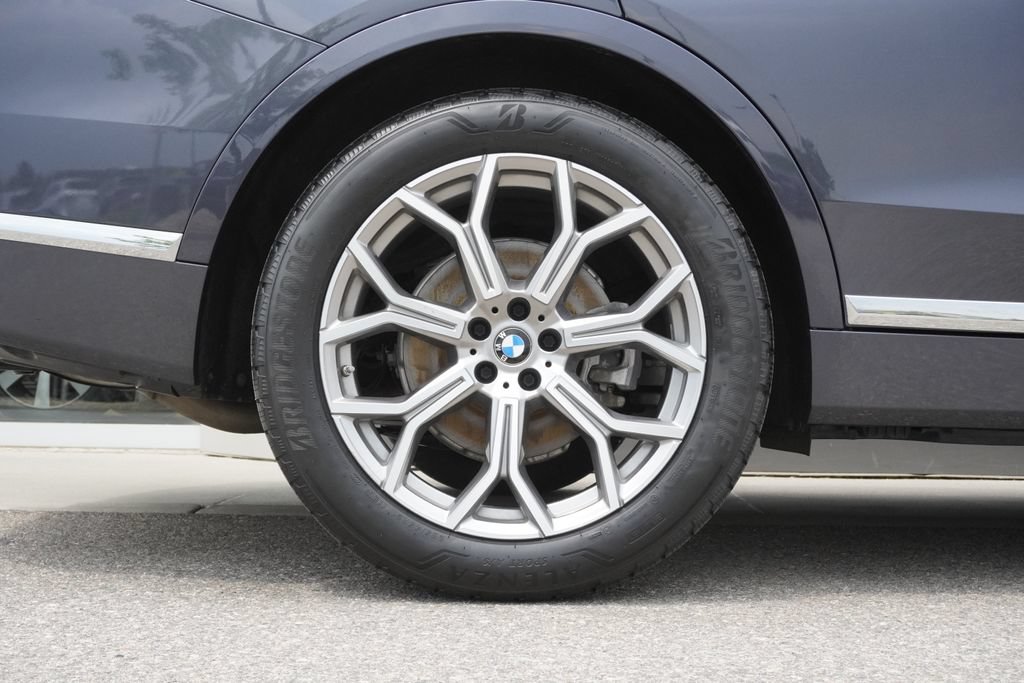 Used 2020 BMW X7 xDrive40i w/ Premium Package AWD/4WD image 33