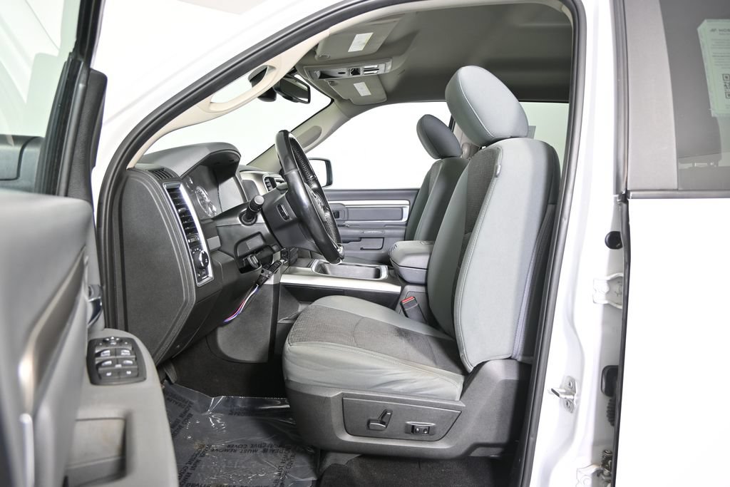 Used 2018 RAM 1500 Big Horn AWD/4WD image 20